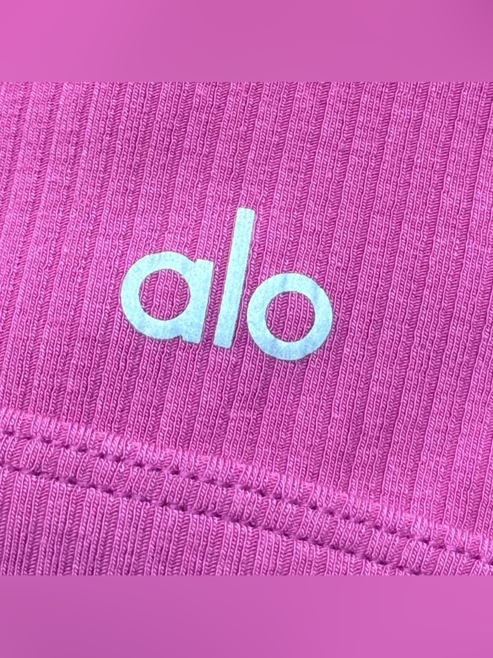 Alo Wellness Bra In Raspberry Sorbet Size Small - Picture 4 of 6
